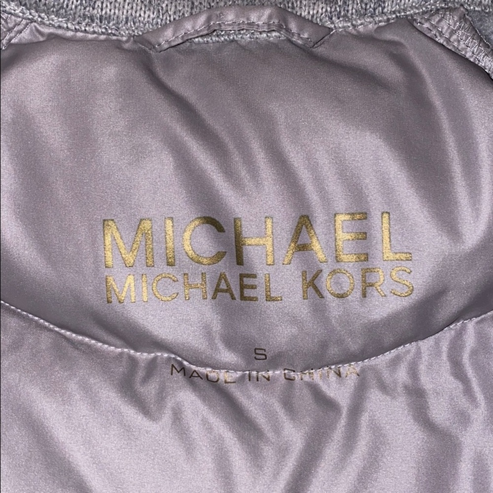 Mk Gray Puff Jacket With Multiple Pockets - image 4